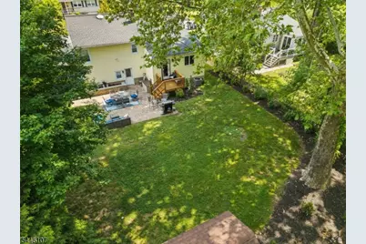 33 Edgar St, Summit, NJ 07901 - Photo 2