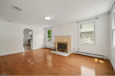 66 W Hobart Gap Rd, Livingston, NJ 07039 - Photo 4