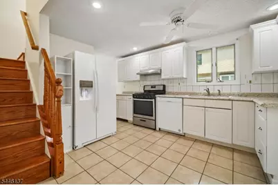 66 W Hobart Gap Rd, Livingston, NJ 07039 - Photo 10
