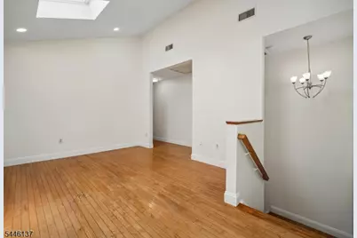 66 W Hobart Gap Rd, Livingston, NJ 07039 - Photo 26