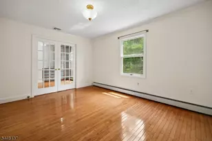 66 W Hobart Gap Rd, Livingston, NJ 07039 - Photo 16