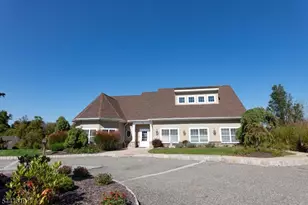 26 Bluffs Ct, Hamburg, NJ 07419 - Photo 34