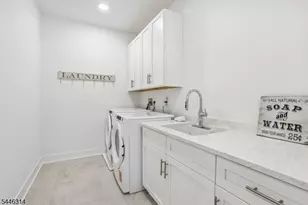 22 Flower Horn Blvd, Randolph Township, NJ 07869 - Photo 36