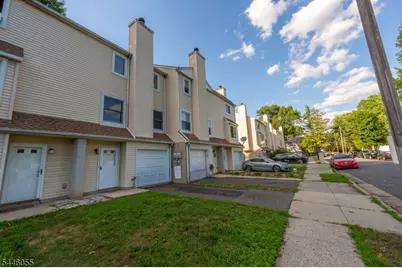 668 Jackson Ave, Roselle, NJ 07203 - Photo 2