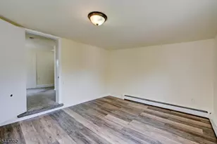 127 Main St, Readington, NJ 08889 - Photo 18