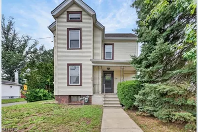 126 Cedar St, South Bound Brook Boro, NJ 08880 - Photo 2