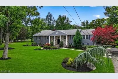 10 Berkshire Dr, Warren Township, NJ 07059 - Photo 2