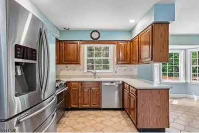 25 Bedminster Rd, Randolph Township, NJ 07869 - Photo 10