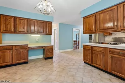 25 Bedminster Rd, Randolph Township, NJ 07869 - Photo 12