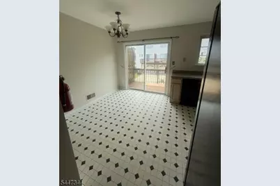304 Mercer Ct #304, Independence Township, NJ 07840 - Photo 6