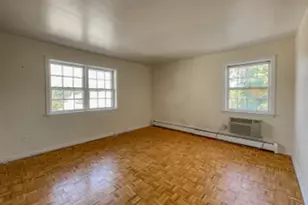 135 S Maple Ave, Ridgewood, NJ 07450 - Photo 4