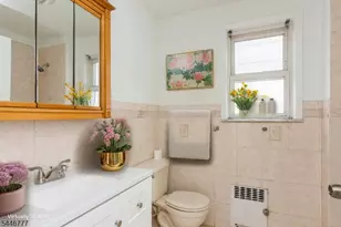 254 Franklin St, Bloomfield, NJ 07003 - Photo 8