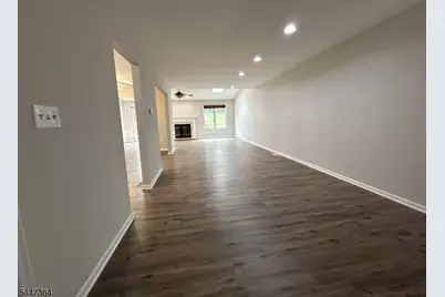 5 Elm Ter, Raritan Township, NJ 08822 - Photo 4
