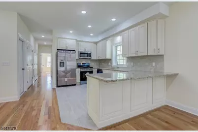 68 Lindsley Ave, Newark, NJ 07106 - Photo 4