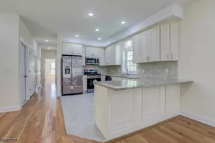 68 Lindsley Ave, Newark, NJ 07106 - Photo 4