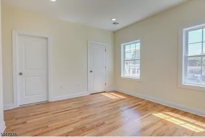 68 Lindsley Ave, Newark, NJ 07106 - Photo 16