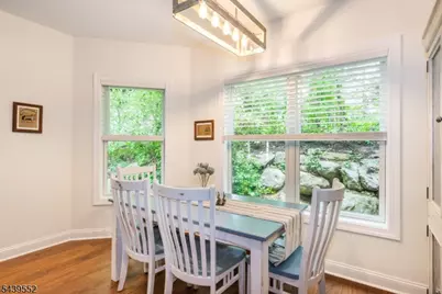 18 Post Oak Ct, Hardyston Township, NJ 07419 - Photo 12