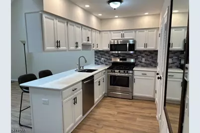 3 Beaver Creek Dr #8, Vernon, NJ 07462 - Photo 2