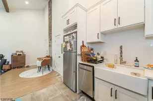 378 Claremont Ave, Montclair, NJ 07042 - Photo 4