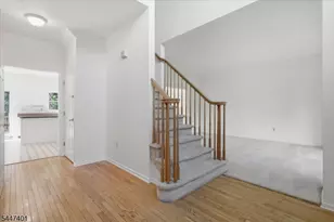151 Brandon Ct, Branchburg Township, NJ 08853 - Photo 2