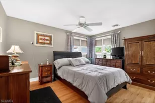 18 Hillcrest Dr, Bloomingdale, NJ 07403 - Photo 24