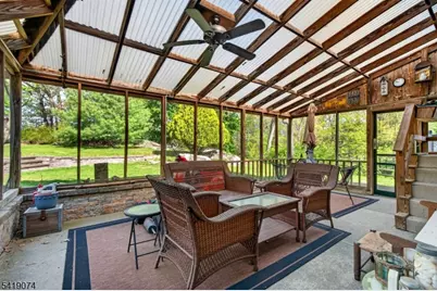 18 Hillcrest Dr, Bloomingdale, NJ 07403 - Photo 26