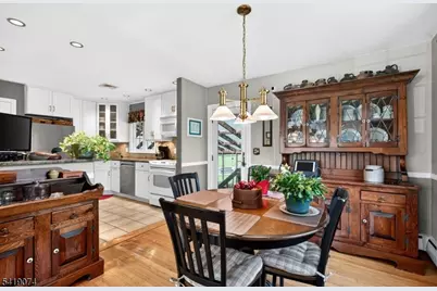 18 Hillcrest Dr, Bloomingdale, NJ 07403 - Photo 18