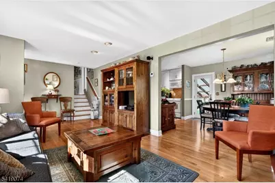 18 Hillcrest Dr, Bloomingdale, NJ 07403 - Photo 6