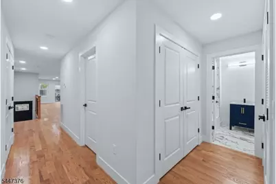 219 S Burnett St, East Orange, NJ 07018 - Photo 28