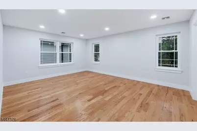 219 S Burnett St, East Orange, NJ 07018 - Photo 14