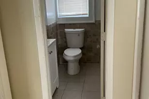 66 Poe Ave, Newark, NJ 07106 - Photo 10