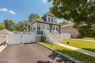 1853 W 5th St, Piscataway Township, NJ 08854 - Photo 10