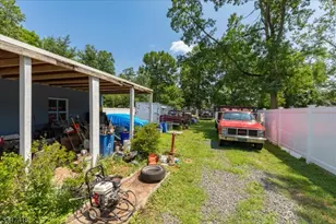 1853 W 5th St, Piscataway Township, NJ 08854 - Photo 18