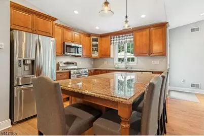2640 Crest Ln, Scotch Plains Township, NJ 07076 - Photo 16