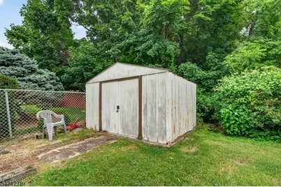 13 Johnson St, Scotch Plains Township, NJ 07076 - Photo 24