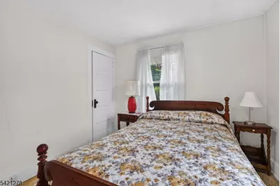 13 Johnson St, Scotch Plains Township, NJ 07076 - Photo 16