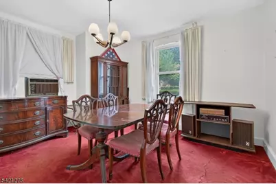 13 Johnson St, Scotch Plains Township, NJ 07076 - Photo 6