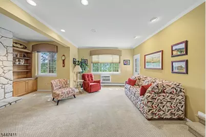 20 Foxwood Dr, Morris Plains, NJ 07950 - Photo 8