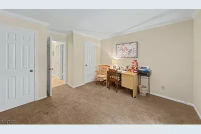 20 Foxwood Dr, Morris Plains, NJ 07950 - Photo 12