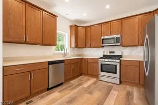 158 Woodland Ave, Ewing Township, NJ 08638 - Photo 10