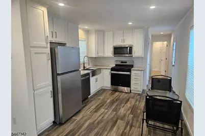 428 Kenbury Rd, Branchburg Township, NJ 08876 - Photo 1