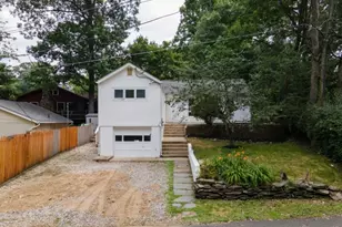 1 Strawberry Point Dr, Byram Township, NJ 07821 - Photo 1