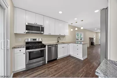 34 Nestor St, Franklin, NJ 07416 - Photo 18