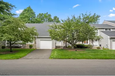 35 Mulford Dr, Wayne, NJ 07470 - Photo 2