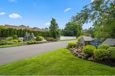 35 Mulford Dr, Wayne, NJ 07470 - Photo 26