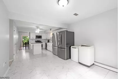 35 Mulford Dr, Wayne, NJ 07470 - Photo 8