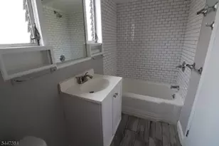 76 Clinton St, Belleville, NJ 07109 - Photo 16
