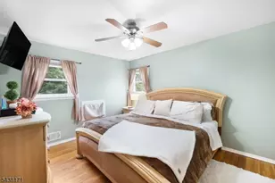 35 Saint Marys Dr, Roxbury Township, NJ 07876 - Photo 12
