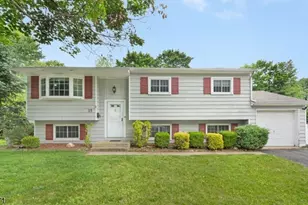 35 Saint Marys Dr, Roxbury Township, NJ 07876 - Photo 1