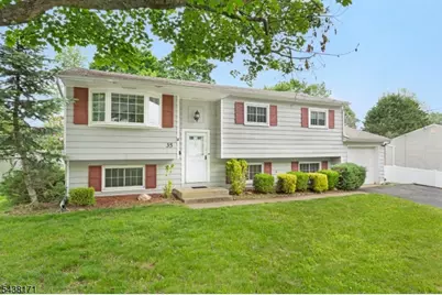 35 Saint Marys Dr, Roxbury Township, NJ 07876 - Photo 2